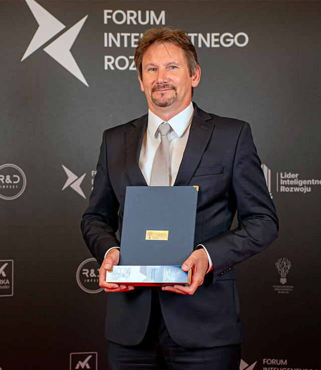 Piotr-Sulecki-02